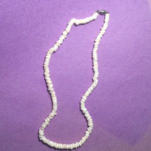 Hawaiian shell necklace
